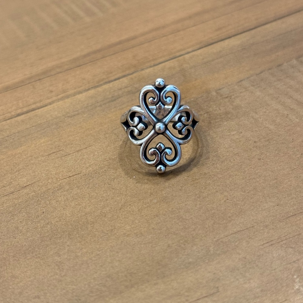 James Avery ‘Adorned Hearts Ring’ Size 7